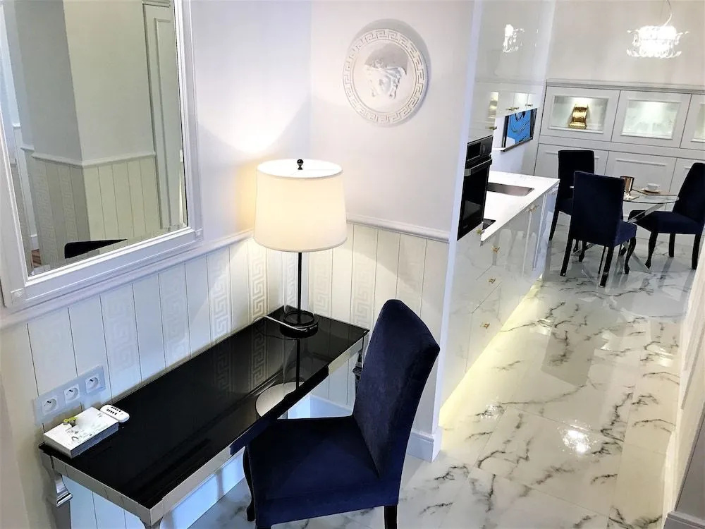 Photo - MONDRIAN Luxury Suites UNESCO Old Town