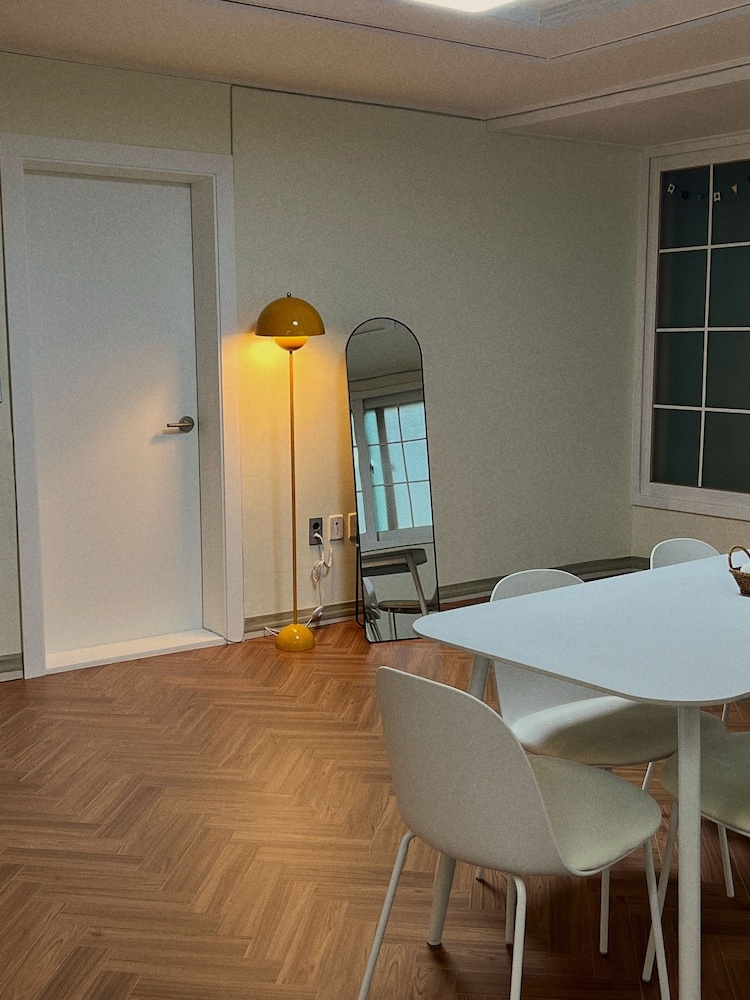 Photo - Jnineguesthouse