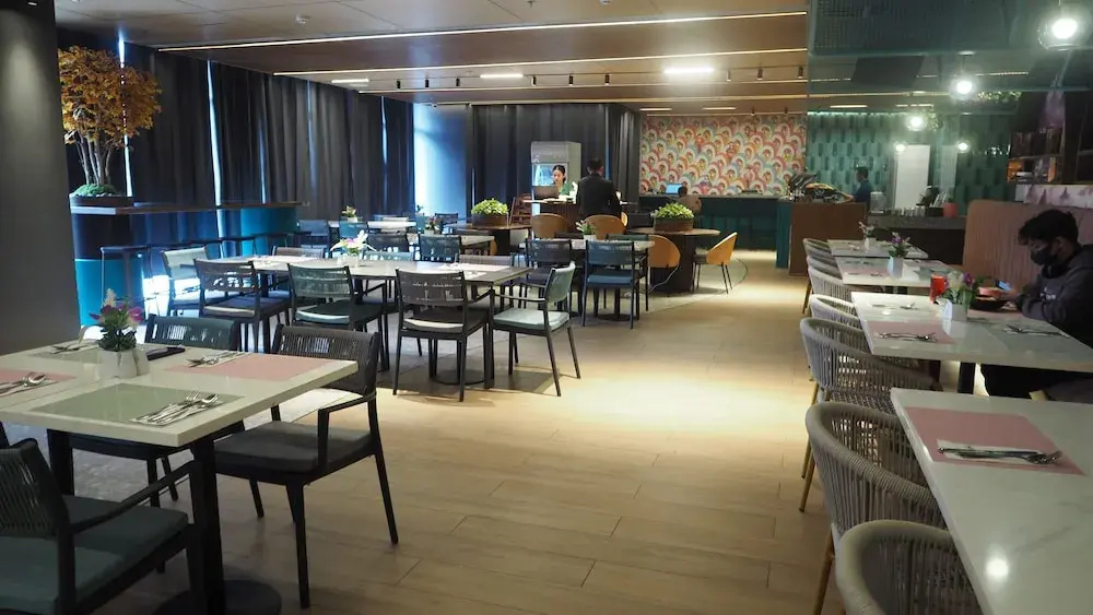 Photo - Novel Hotel Manila
