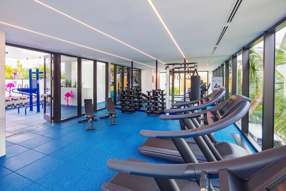 Photo - Moxy Miami South Beach