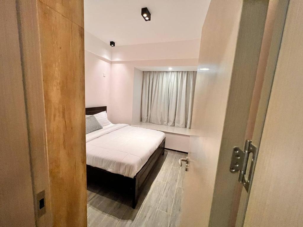2 Bedroom furnished apartment unit