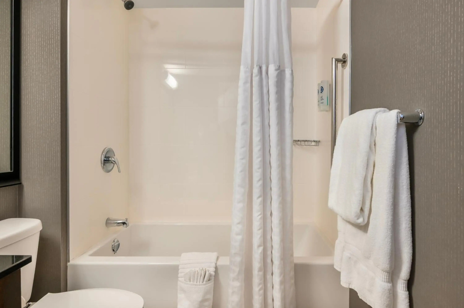 Photo - Comfort Inn