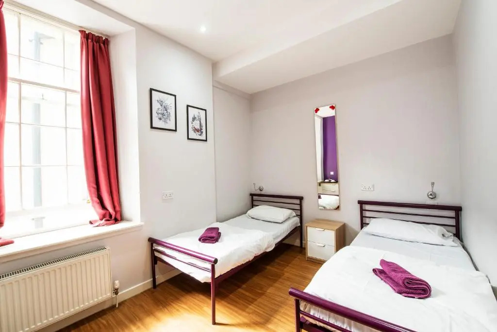 Photo - a&o Edinburgh City