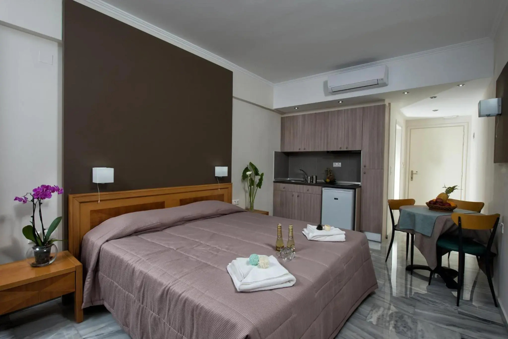 Photo - Mary Hotel & Mary Royal Suites