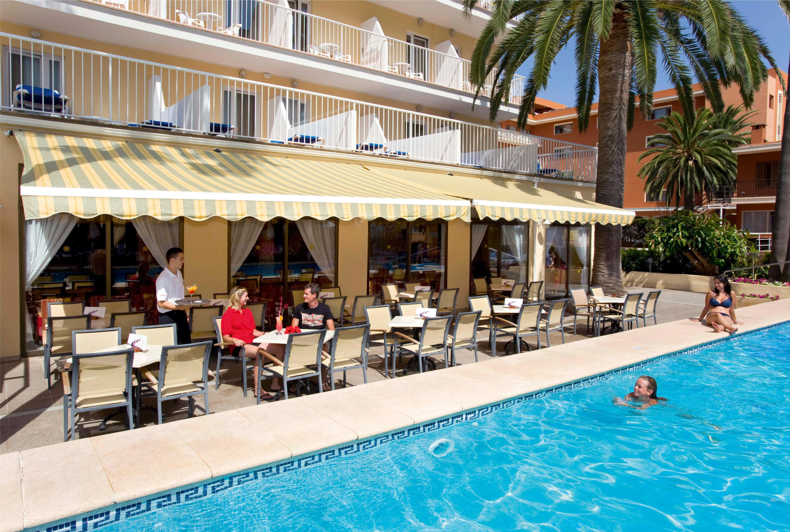 Foto - Universal Hotel Bikini