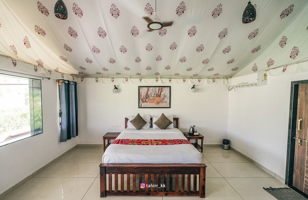 Jawai Empire Resort