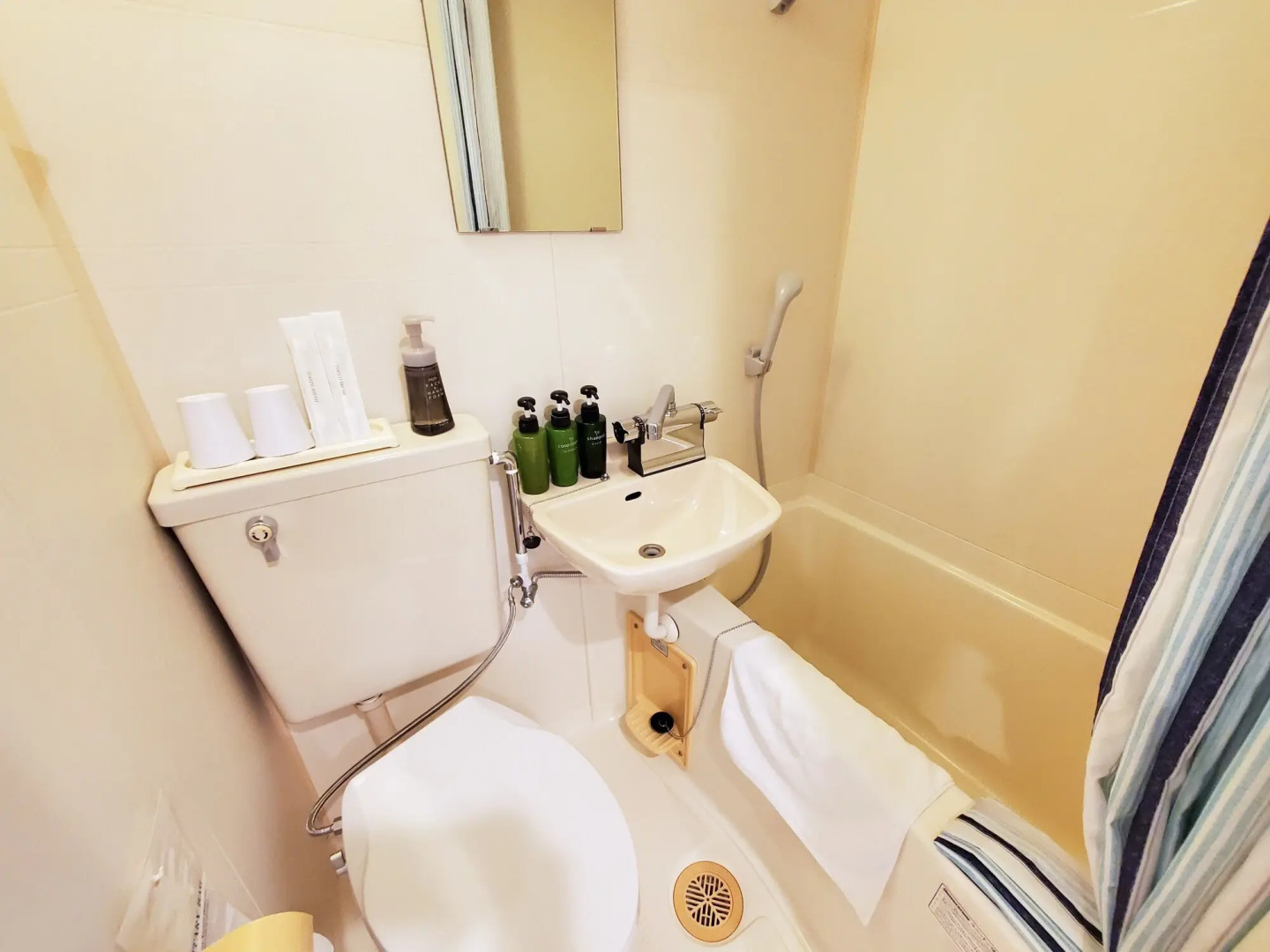 Foto - Osaka Ebisu Hotel