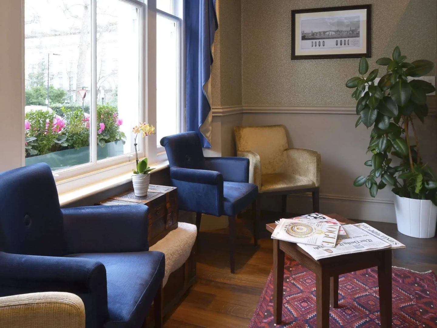 Photo - Princes Square Hotel