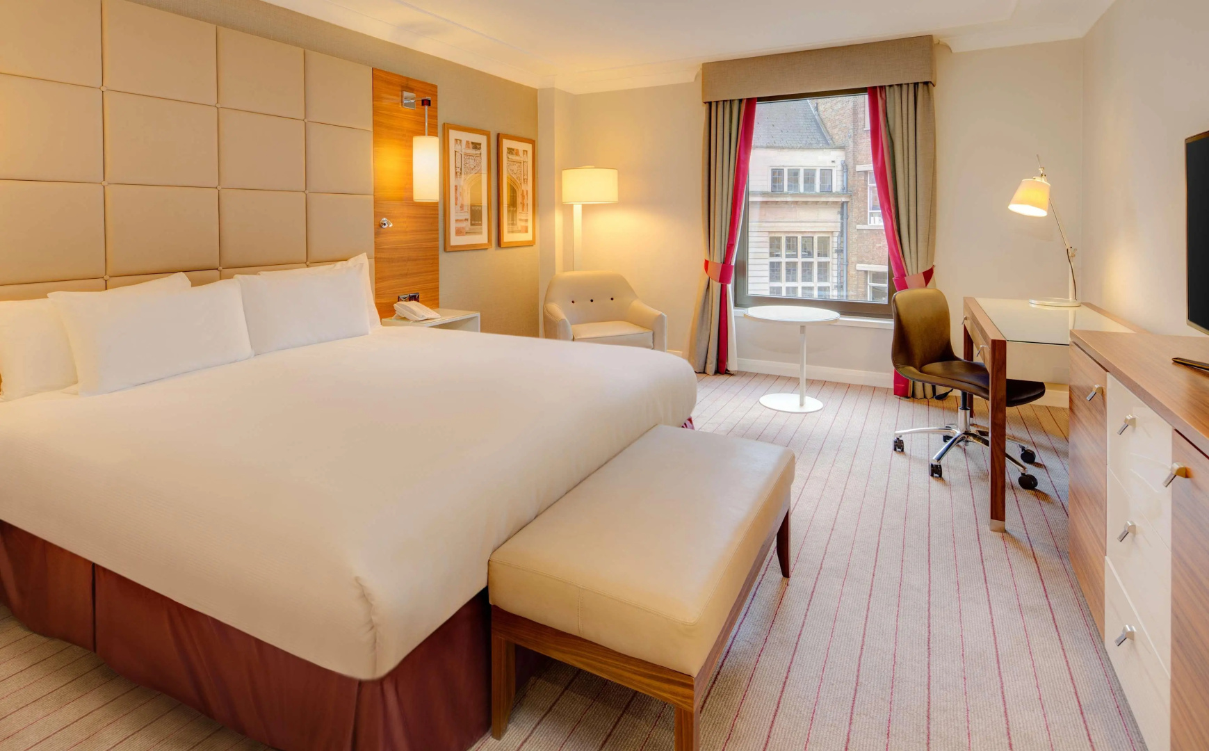 Photo - Hilton Cambridge City Centre