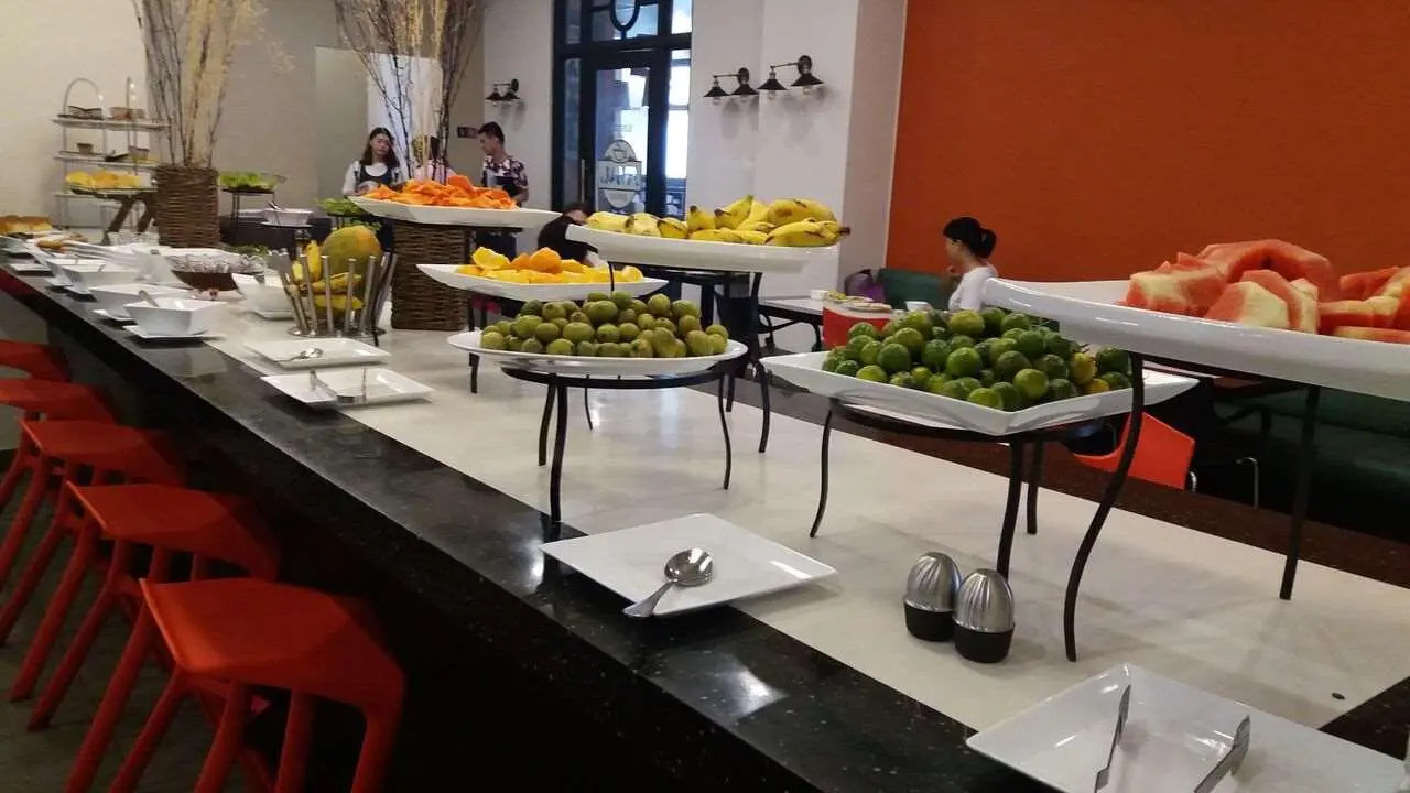 Foto - Fairway Colombo - Sri Lanka's First Hotel With Robot Technology