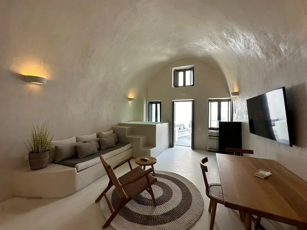 Photo - Dagaz Suites