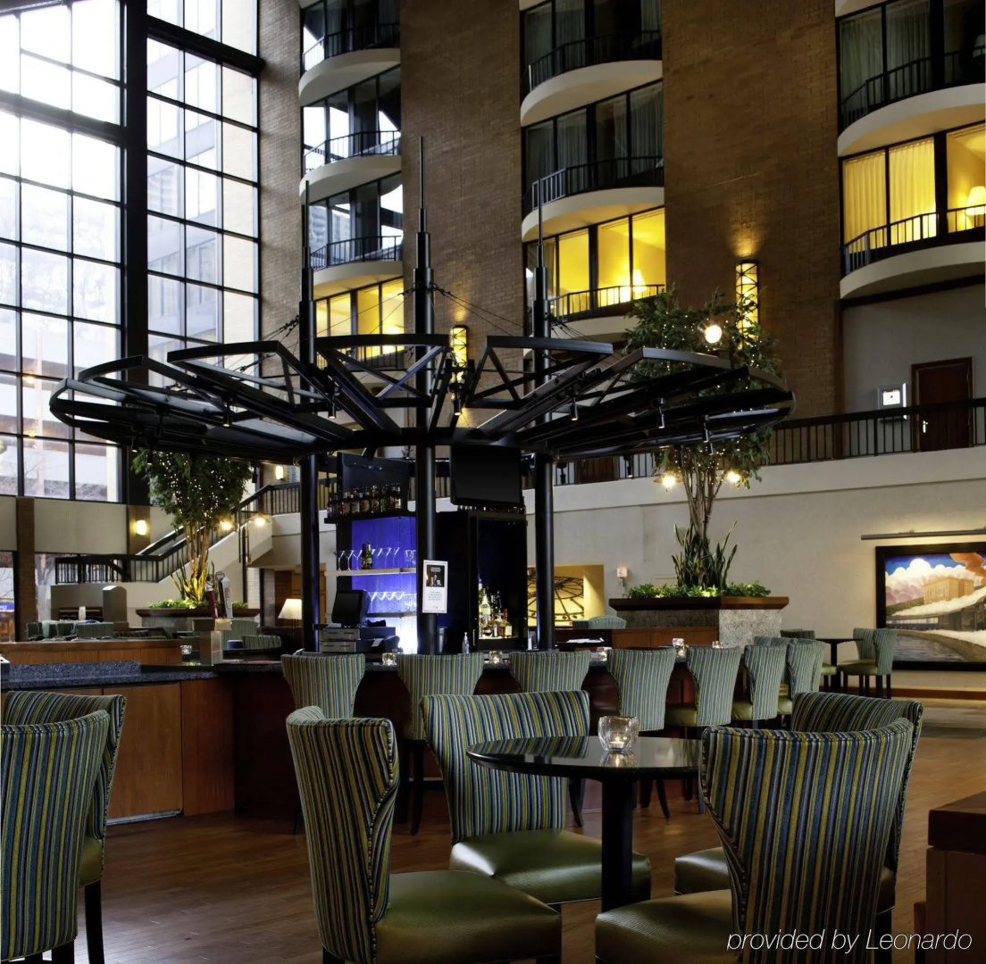 Foto - Sheraton Pittsburgh Hotel at Station Square