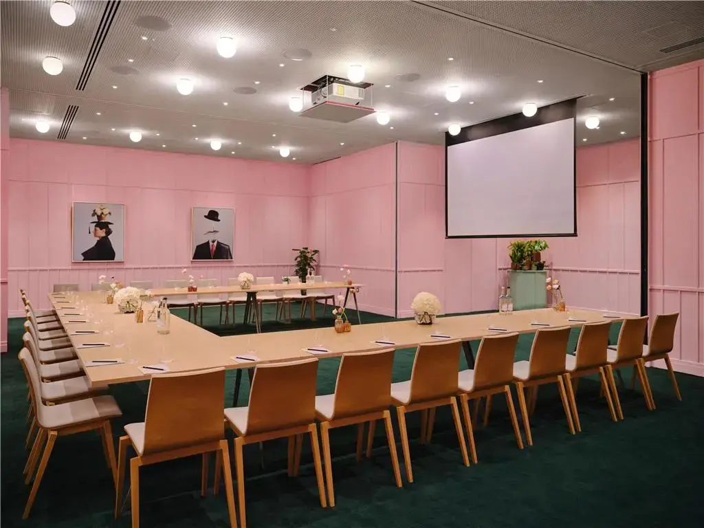 Photo - art'otel London Battersea Power Station, Powered by Radisson Hotels