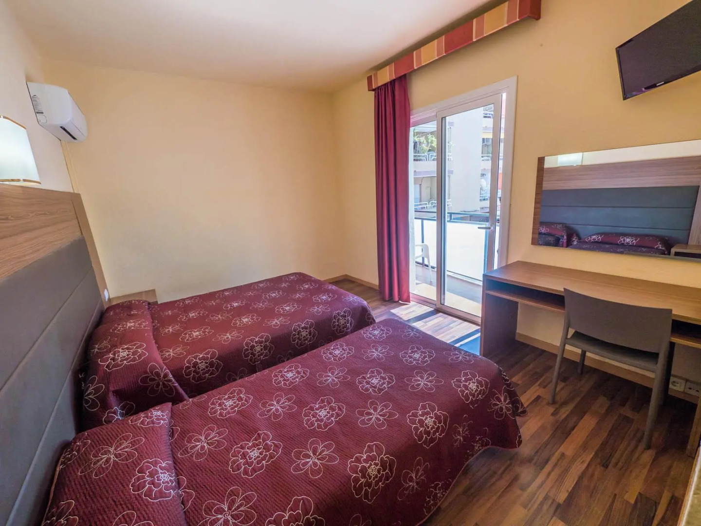 Photo - Hotel Golden Sand