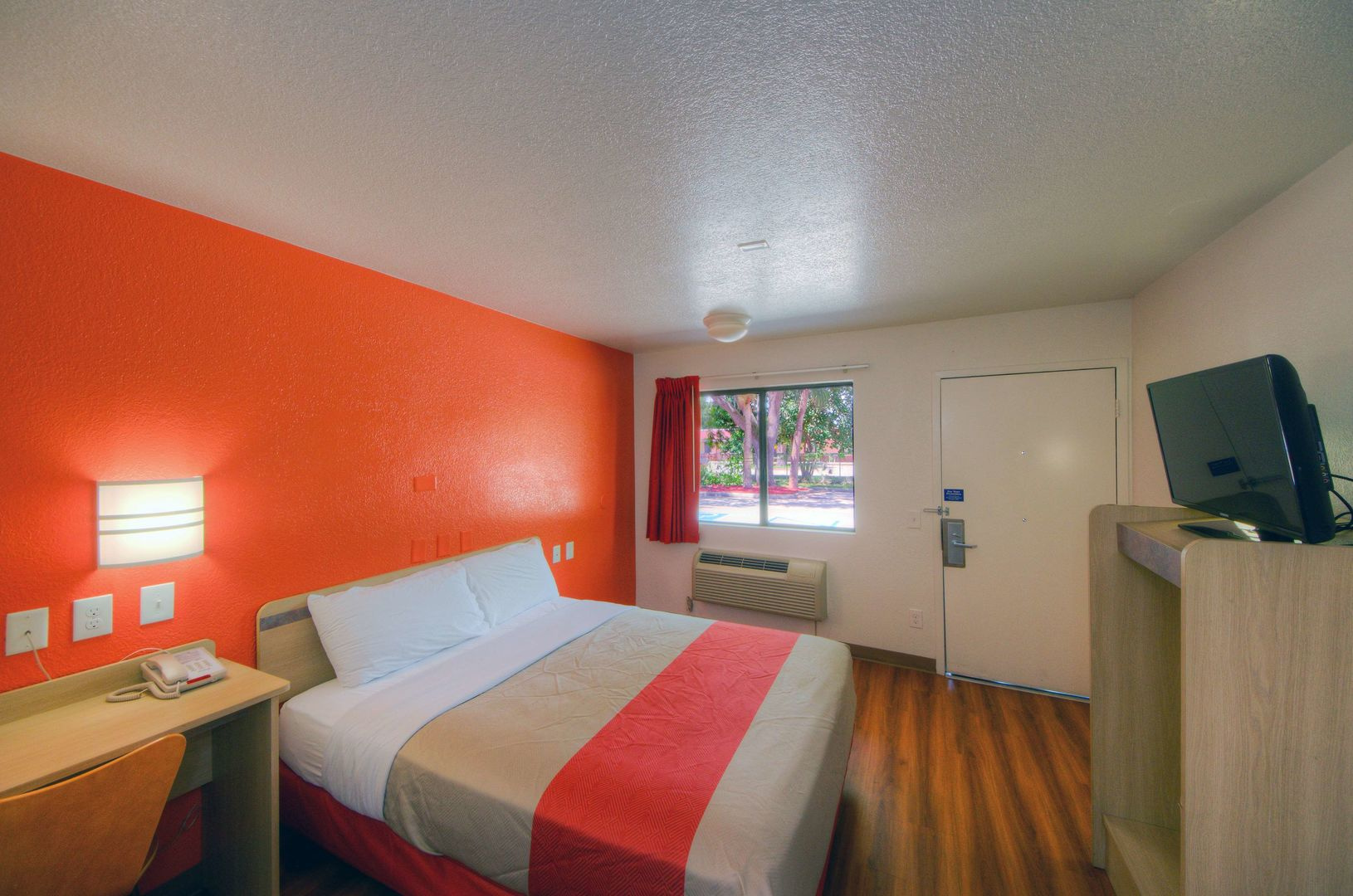 Foto - Motel 6 Bradenton, FL