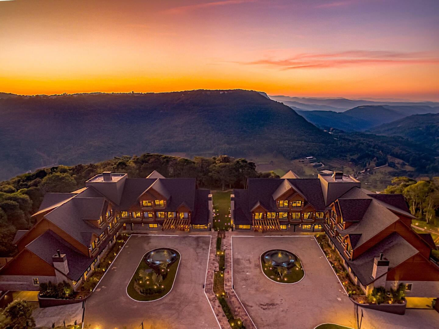 Photo - Chateau Laghetto Collection Oficial