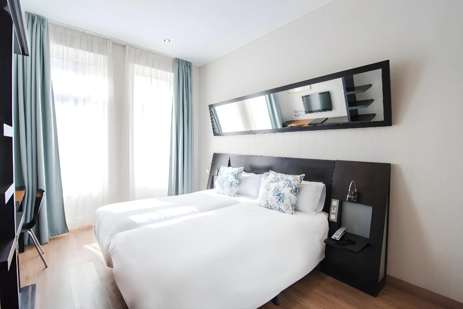 Photo - Petit Palace Ruzafa Hotel