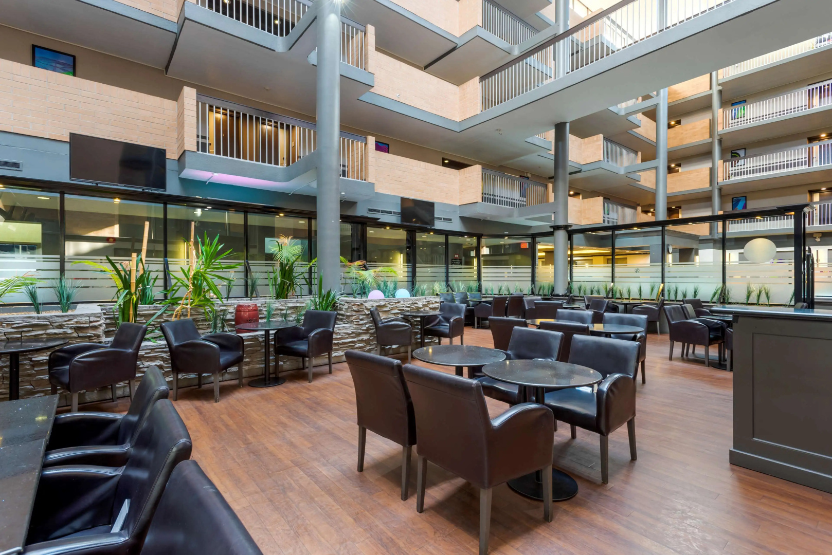 Photo - Coast Calgary University Area Hotel by APA