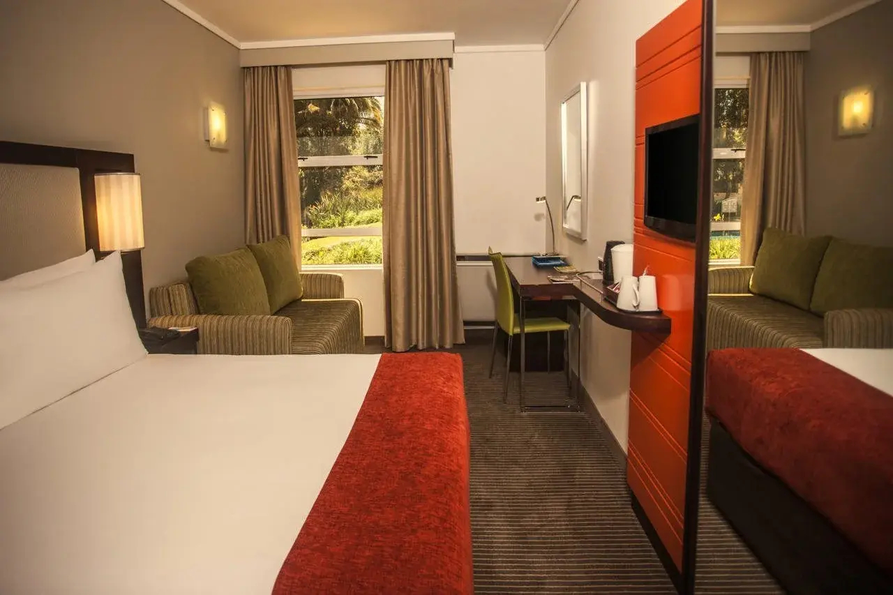 Photo - StayEasy Eastgate