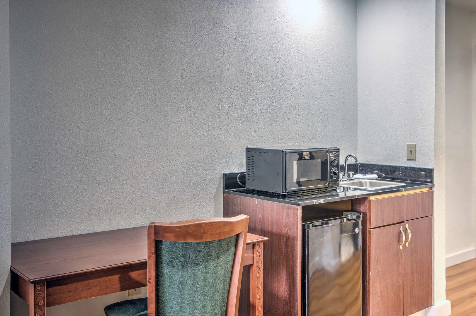 Photo - Motel 6-Dallas, TX - Northwest