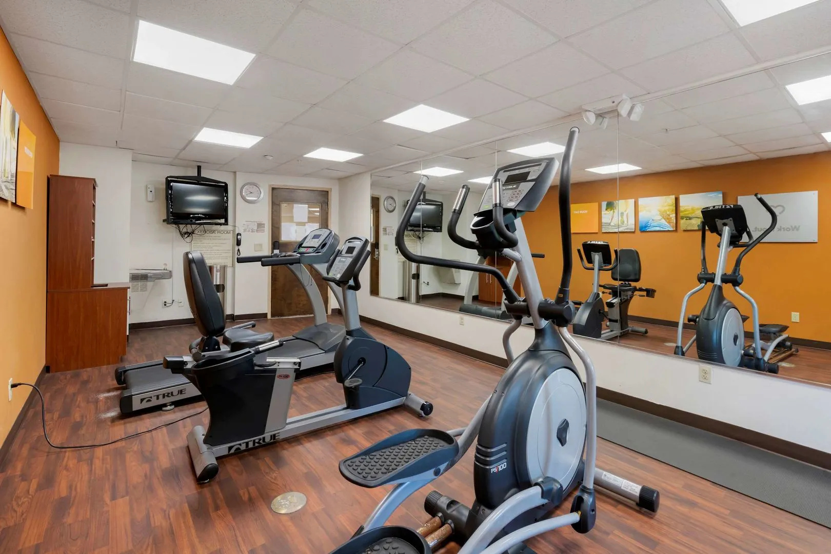 Photo - Comfort Suites West Jacksonville