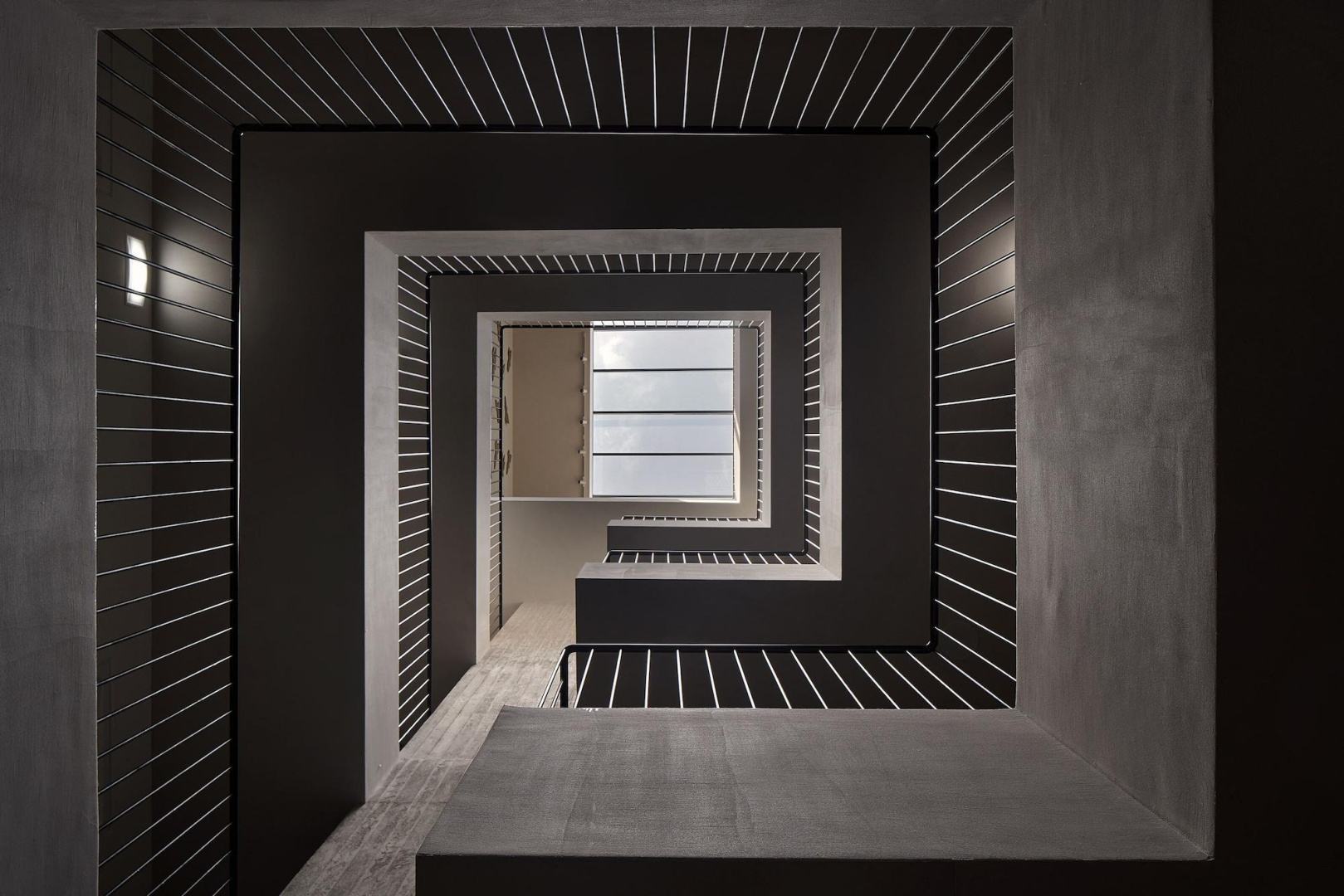Photo - The Newel Psychiko