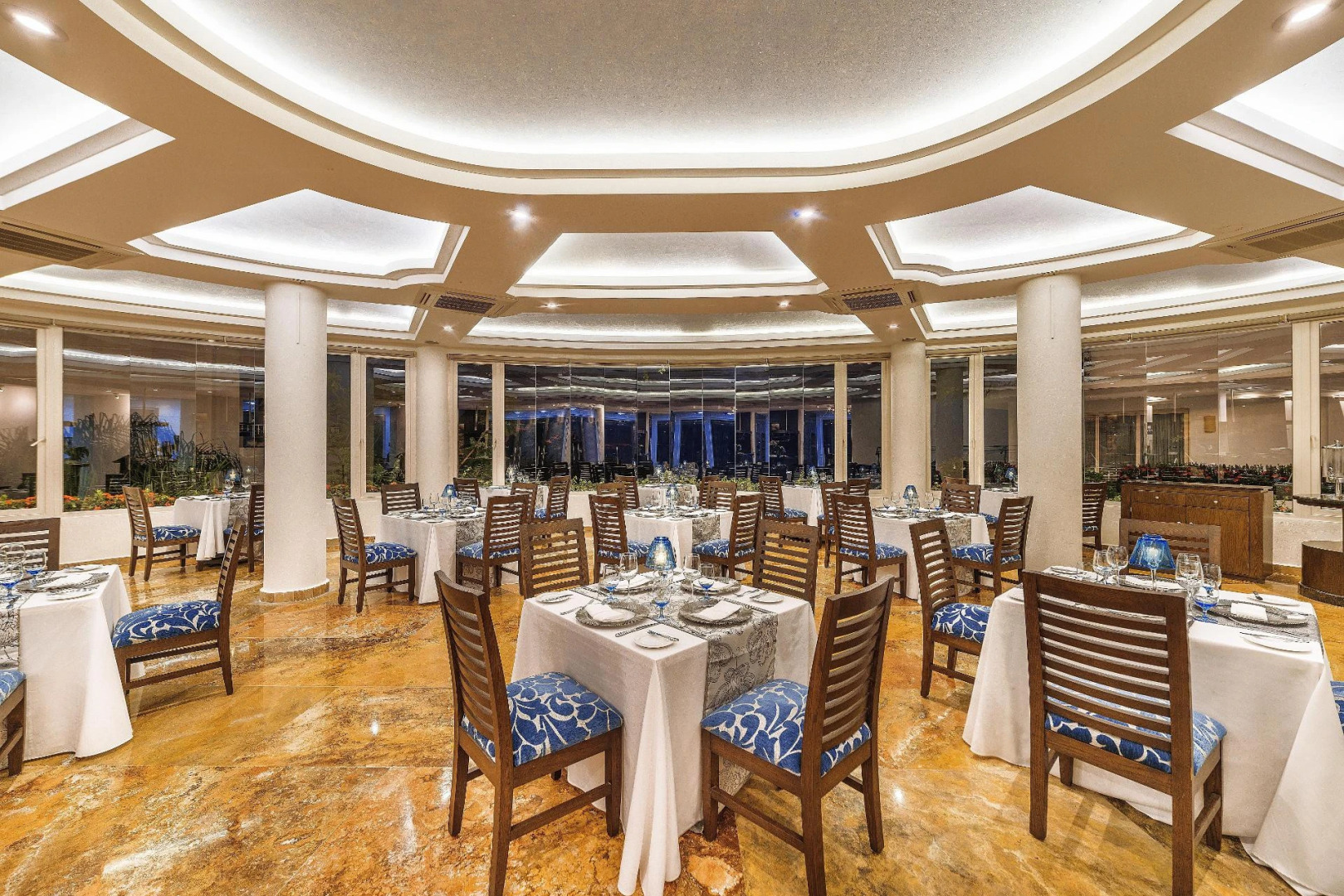 Foto - Grand Miramar All Luxury Suites & Residences