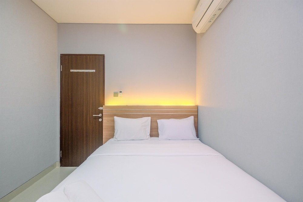 Fully Furnished With Cozy Design 2Br Apartment Transpark Cibubur