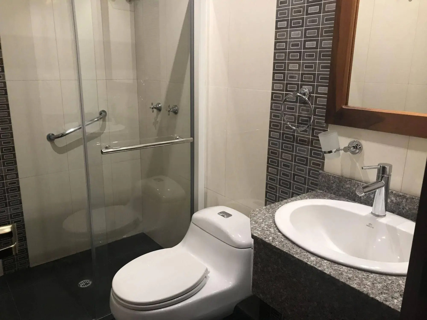 Foto - Hotel Savoy Inn