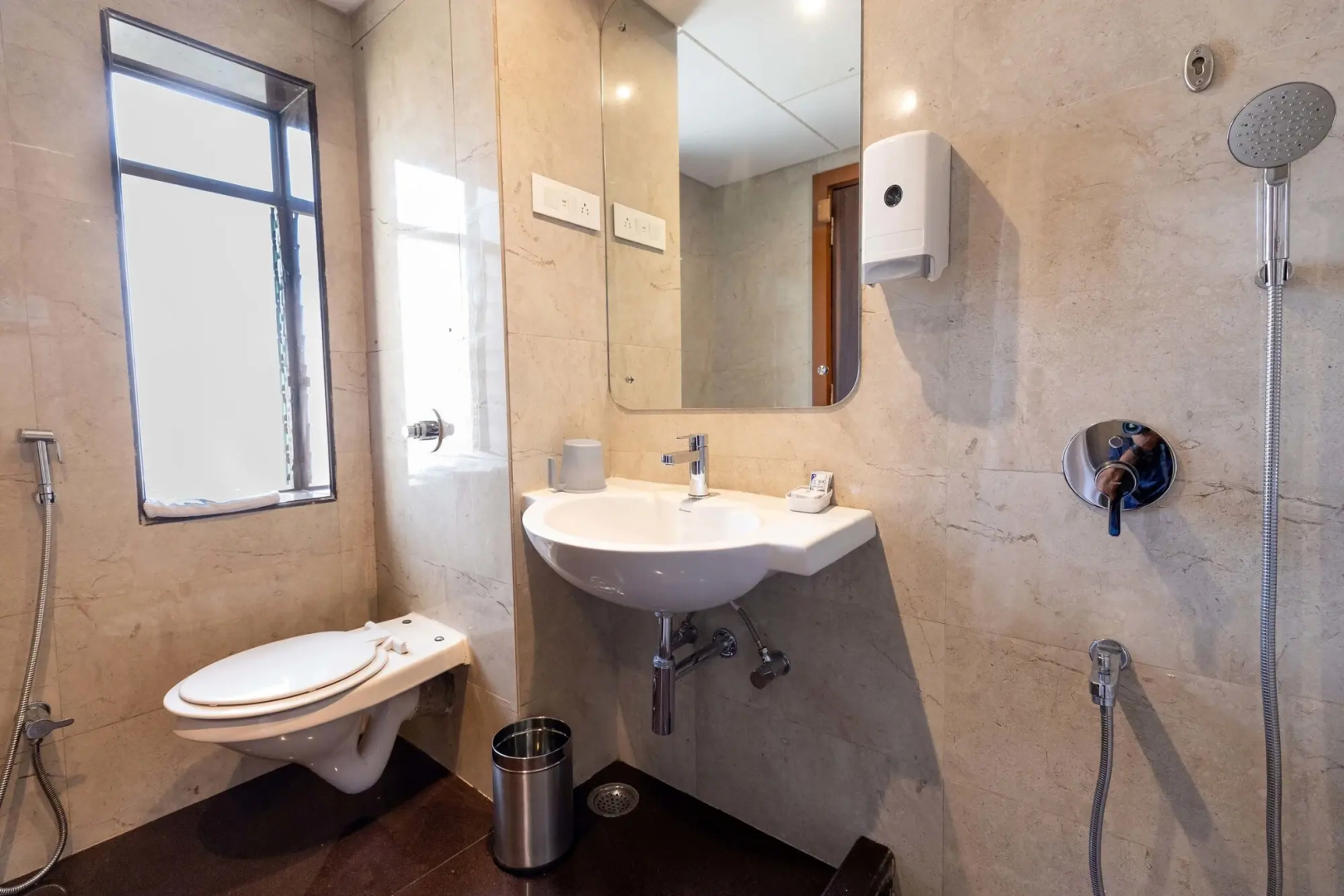 Foto - West End Hotel Opp Bombay Hospital