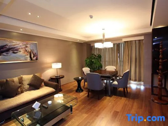 Vienna Hotel (Chengdu South Railway Station Sanwayao Subway Station)