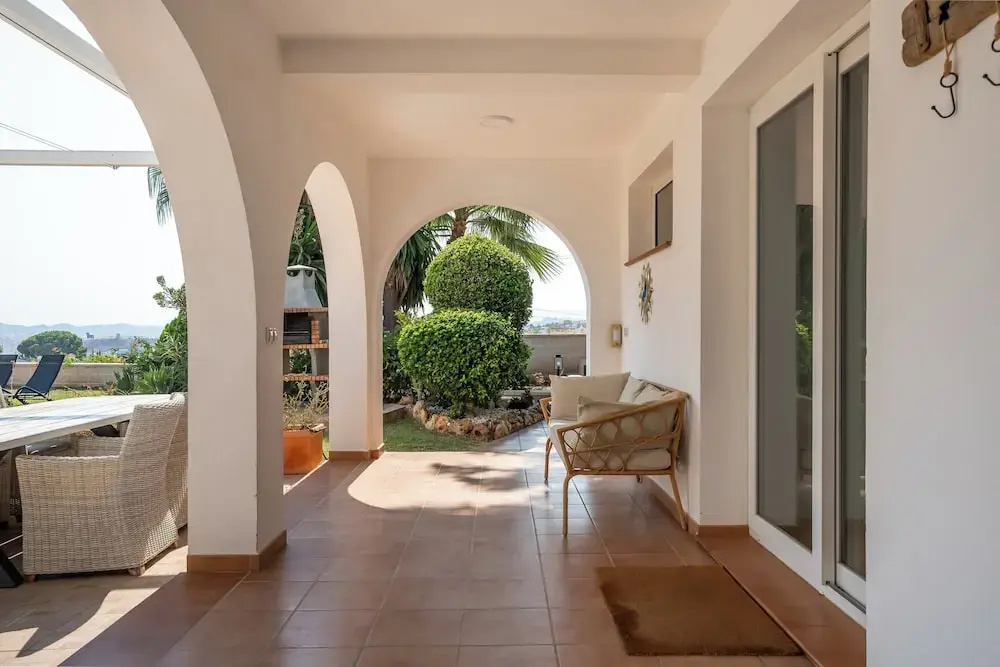 Foto - Spacious 3BR Villa with Private Pool and Sea Views