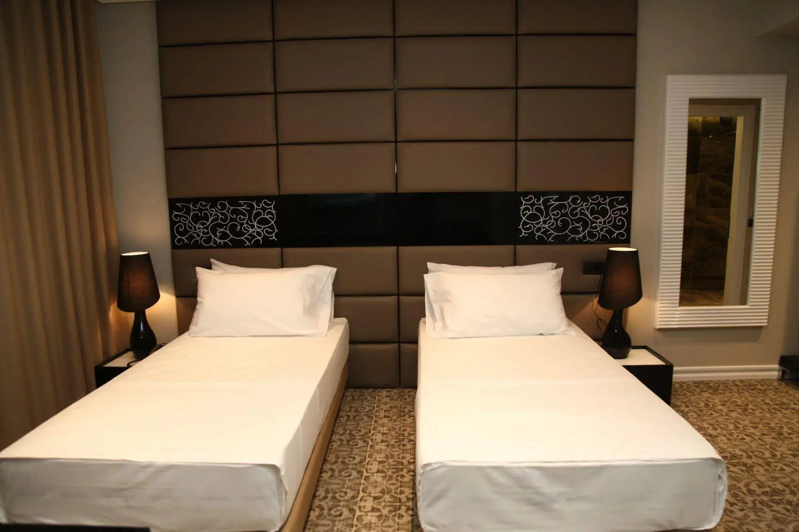 Foto - Senator Hotel