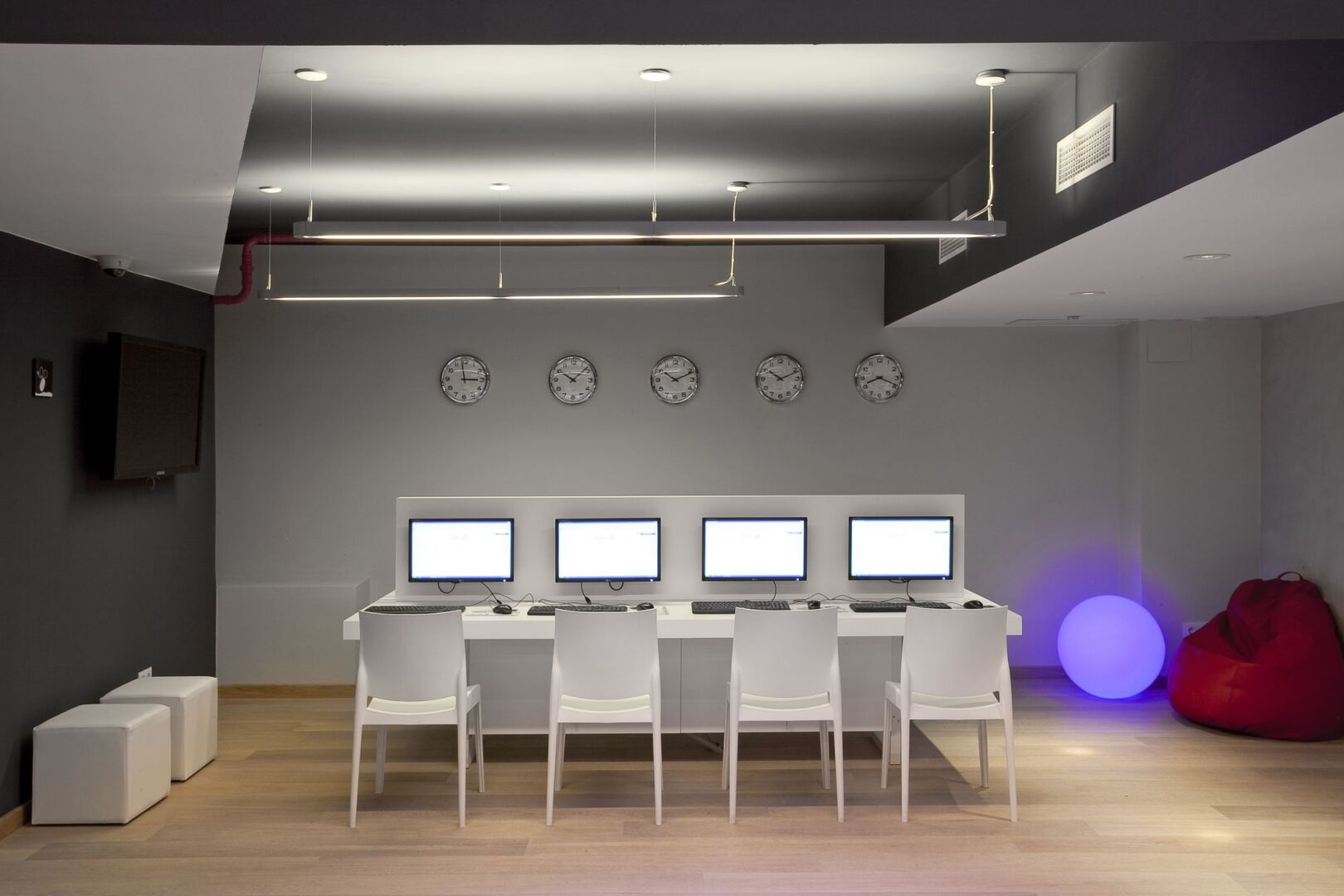 Photo - Sant Jordi Hostels Sagrada Familia