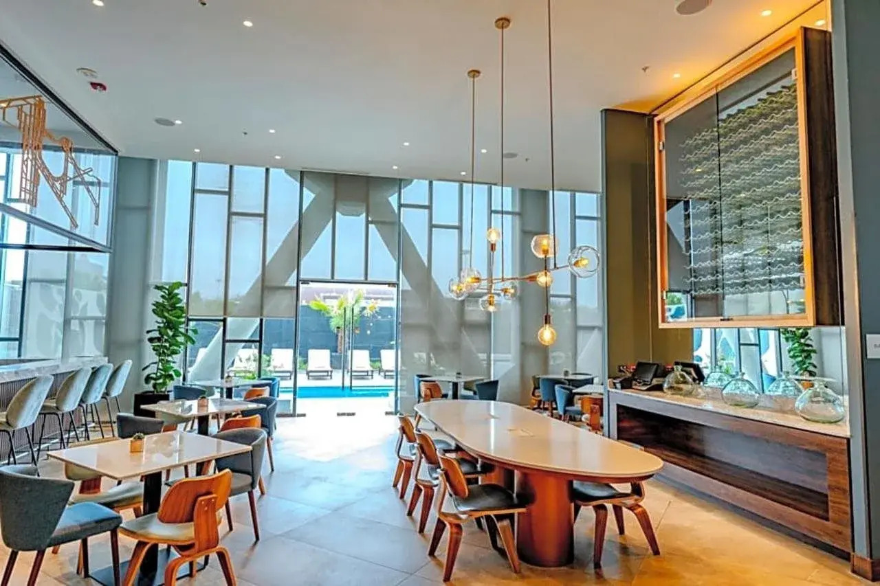 Photo - Courtyard by Marriott Santiago Airport