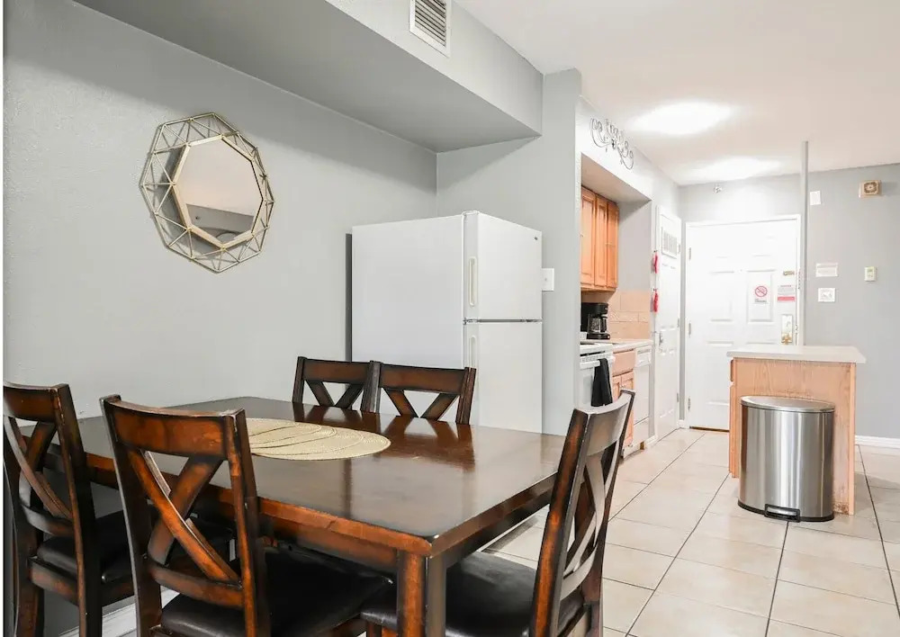 Photo - StripViewSuites at Jockey Club