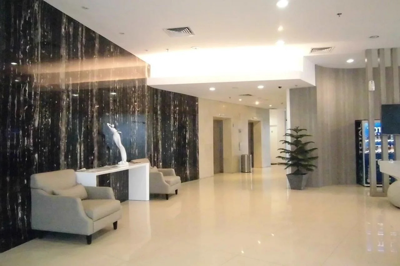Photo - Whiz Hotel Cikini Jakarta