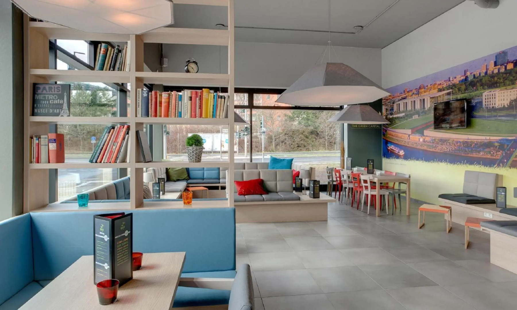 Photo - MEININGER Hotel Berlin Airport