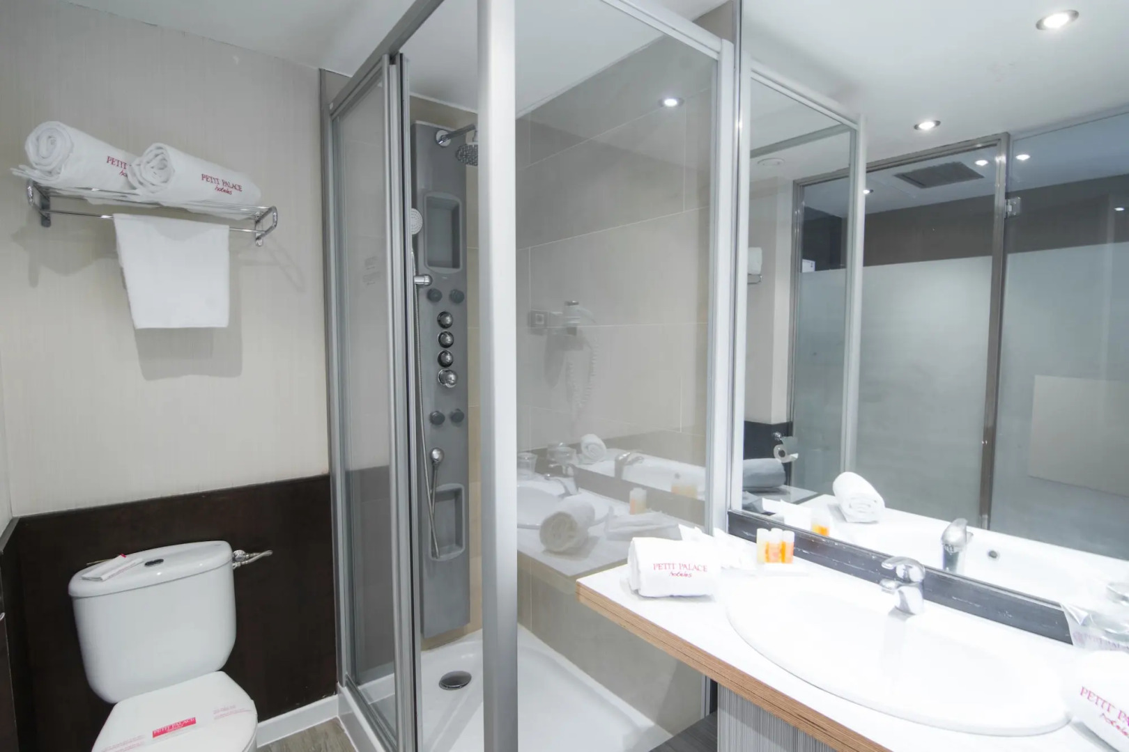 Foto - Petit Palace Arenal