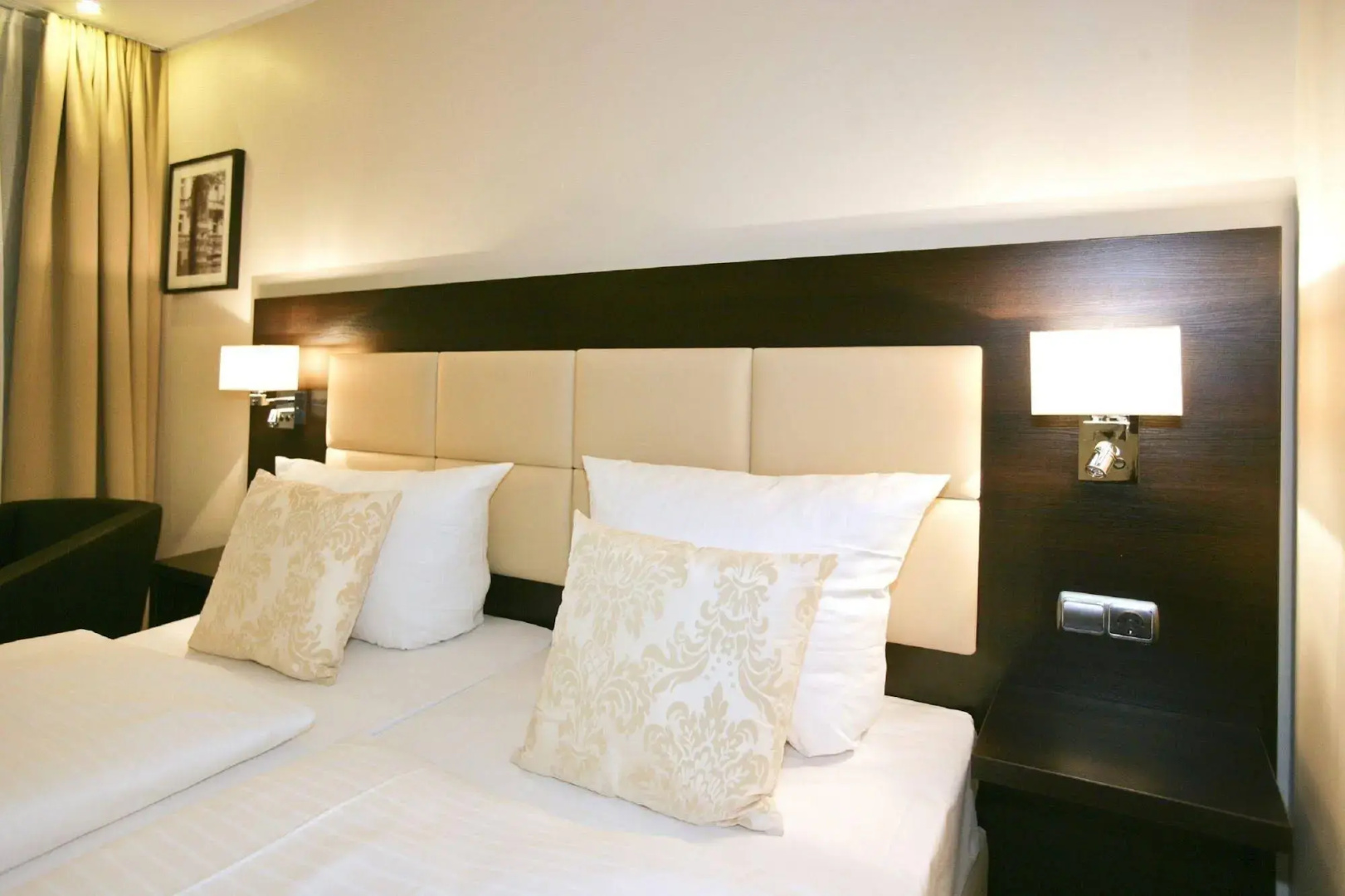Foto - Zi Hotel & Lounge