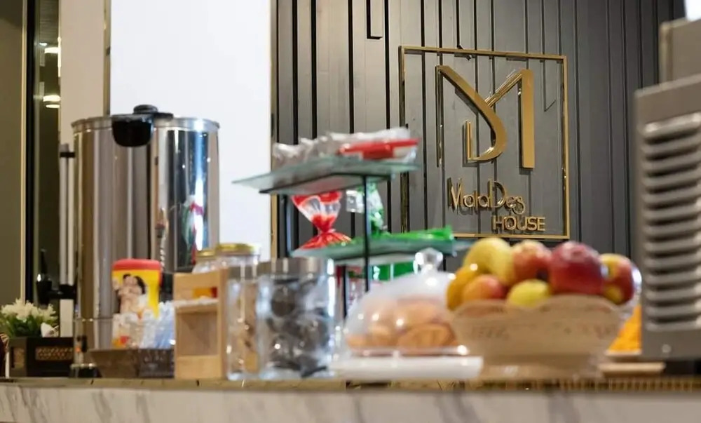 Photo - Malades House