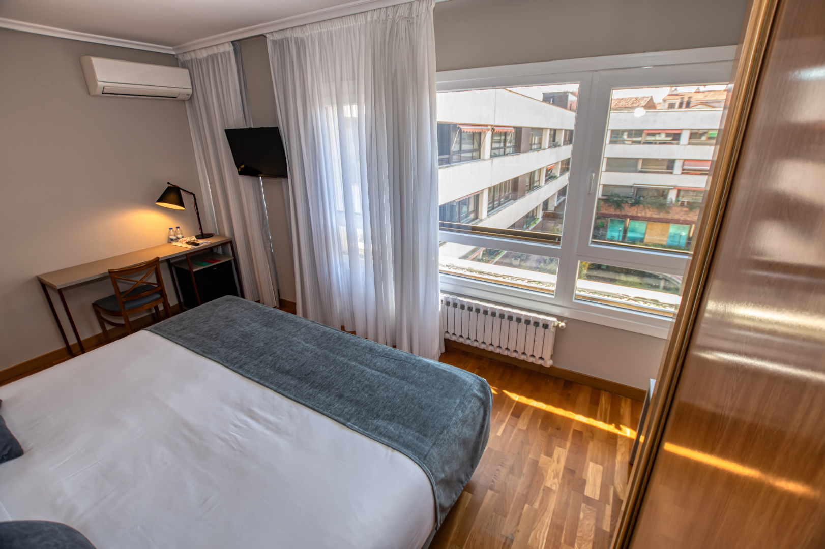 Photo - Hotel Castilla Vieja