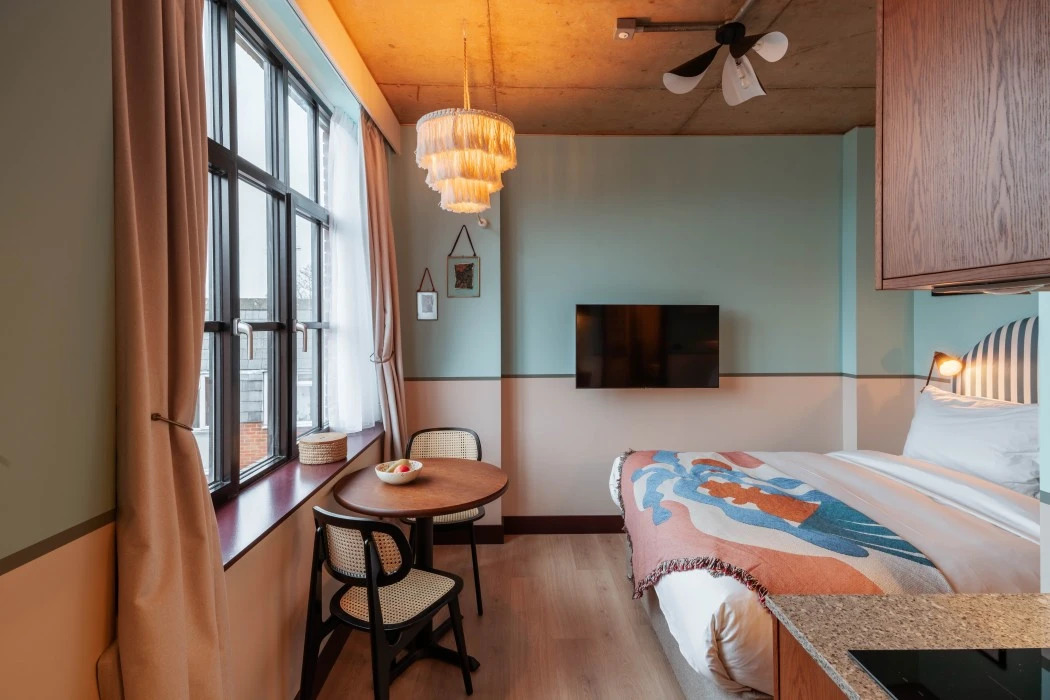 Photo - room2 London Chiswick Hometel