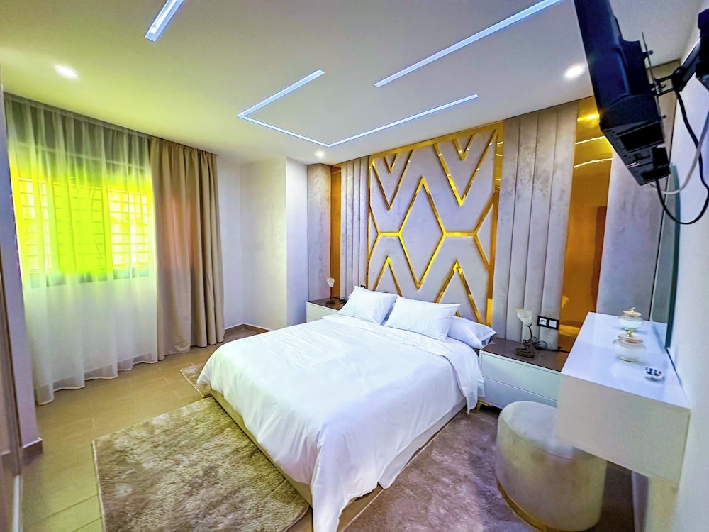 VELUXA - Luxury Holiday Homes - Centric flat