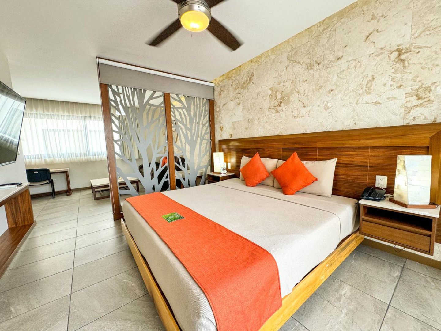 Photo - Hotel Grand Fifty Suites