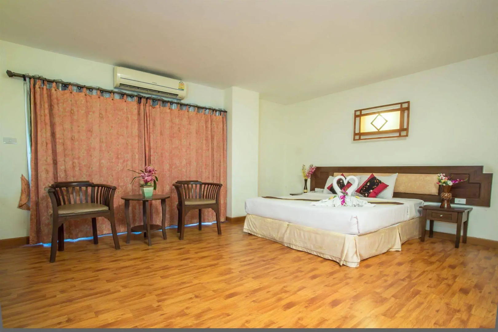 Photo - Pangviman Place Resotel SHA Plus