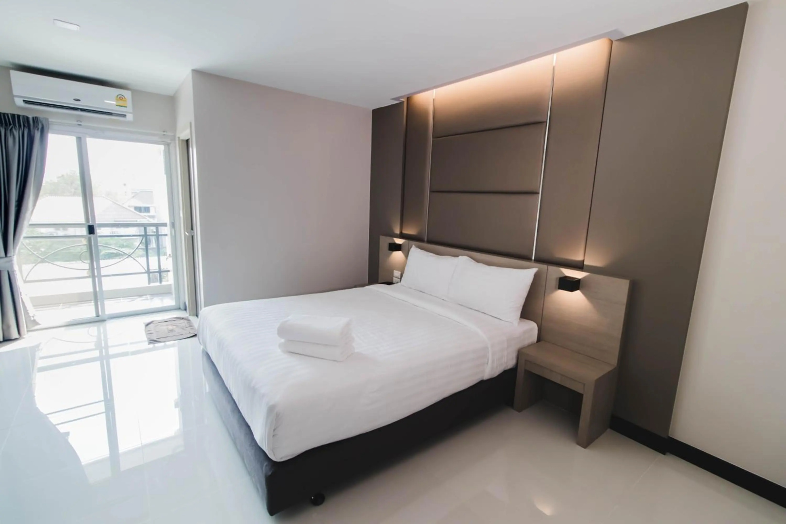 Photo - So good Hotel Bangkok (SHA Certified)