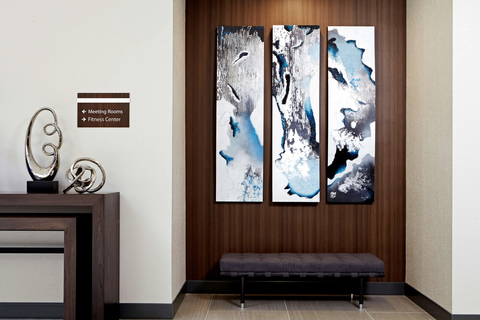 Photo - Embassy Suites Los Angeles - International Airport/North