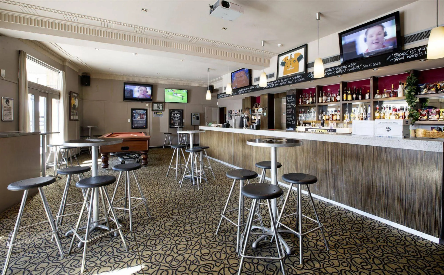 Photo - Nightcap at Pymble Hotel