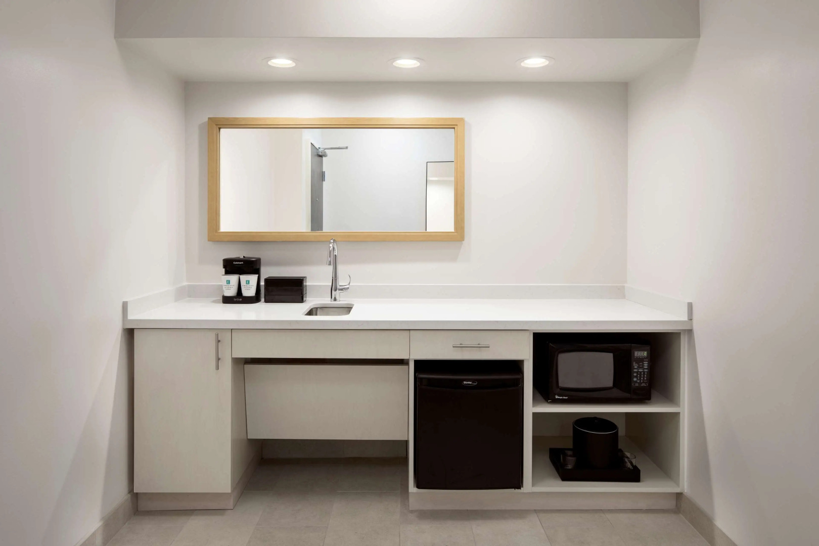 Foto - Embassy Suites by Hilton Tampa Airport Westshore